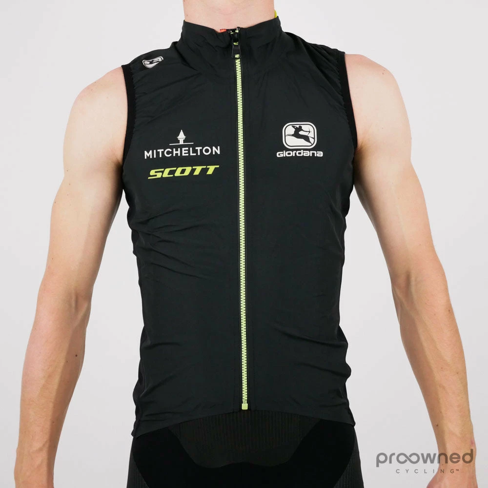 Giordana Monsoon Lyte Rain Vest - Mitchelton-Scott